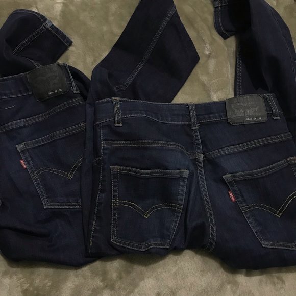 Levi’s Dark Wash Jeans - Picture 3 of 8